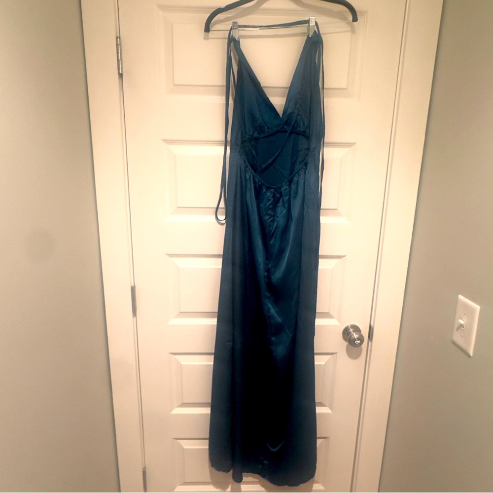 Backless Gown